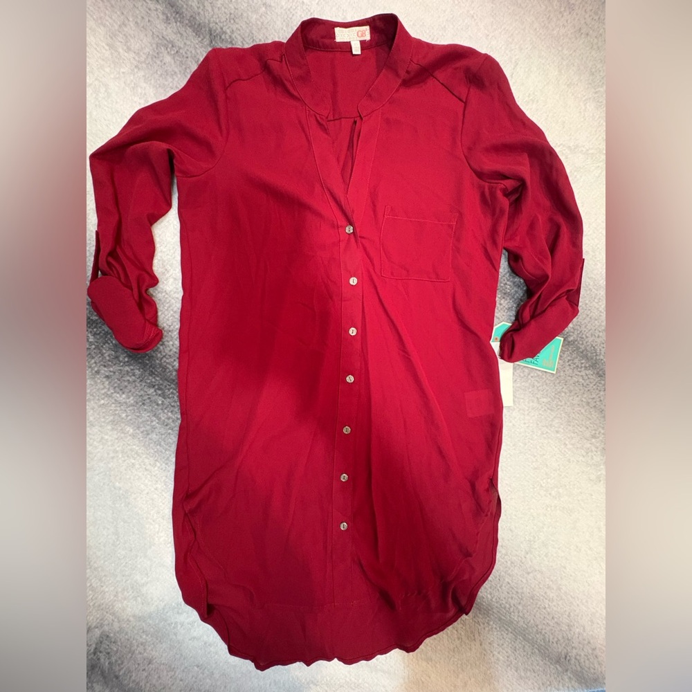 NWT Gianni Bini Dark Crimson Red High Low Button Tunic Top Shirt XS X Small